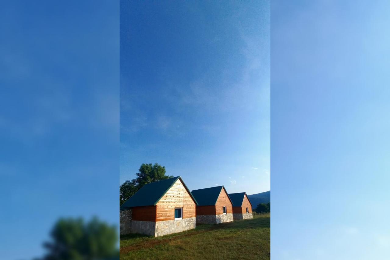 פלוזינה Rural Resort Tron מראה חיצוני תמונה