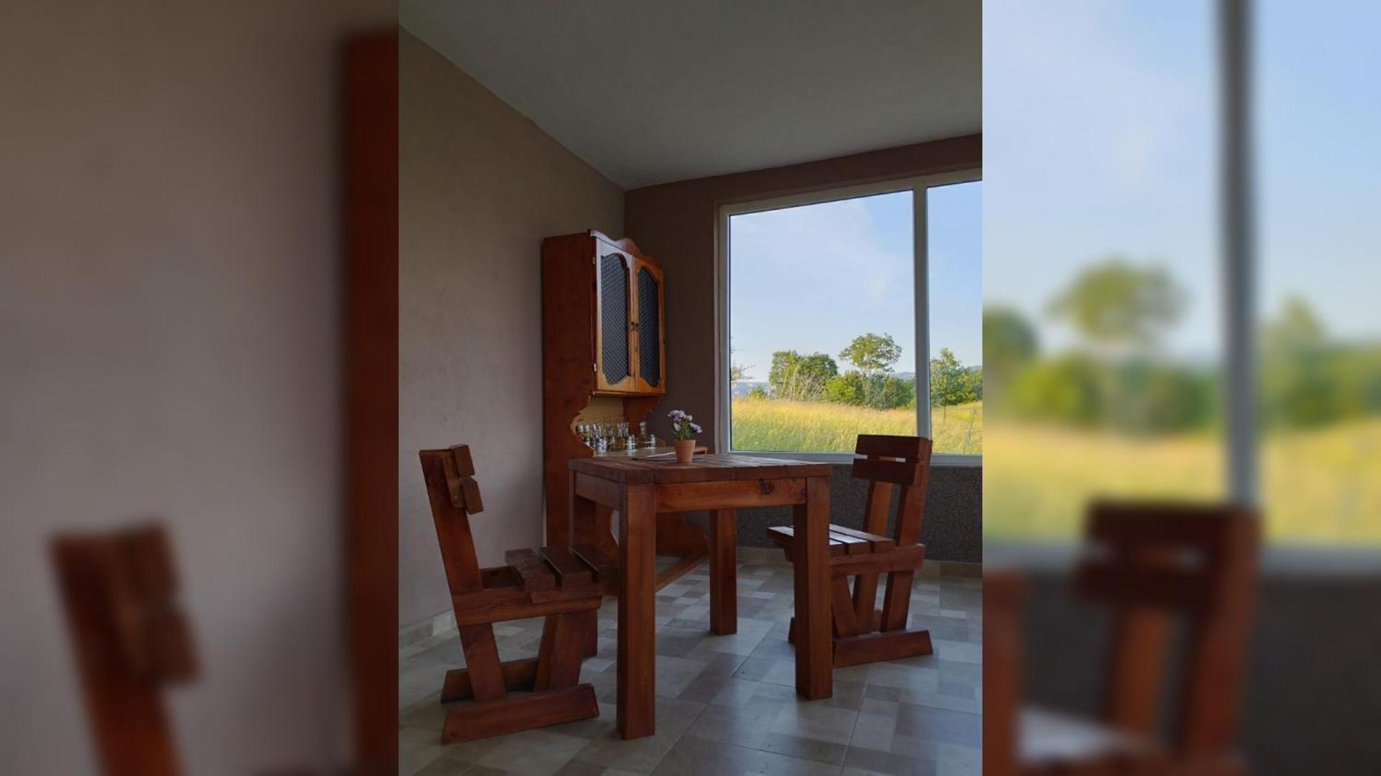 פלוזינה Rural Resort Tron מראה חיצוני תמונה